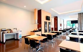 Amaris Pasar Baru